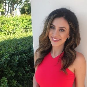 Meet your Posher, Jasmin